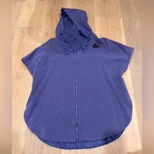 Nike Women’s zip up poncho hoodie -small